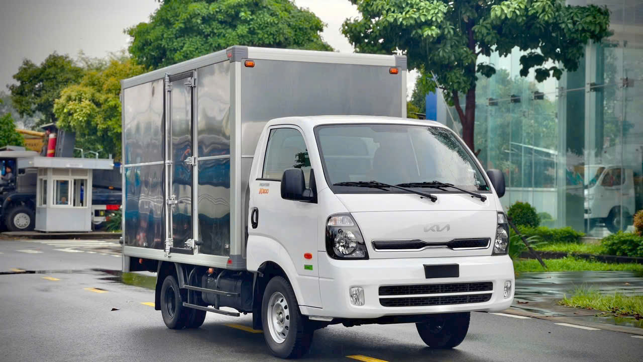 KIA FRONTIER K200