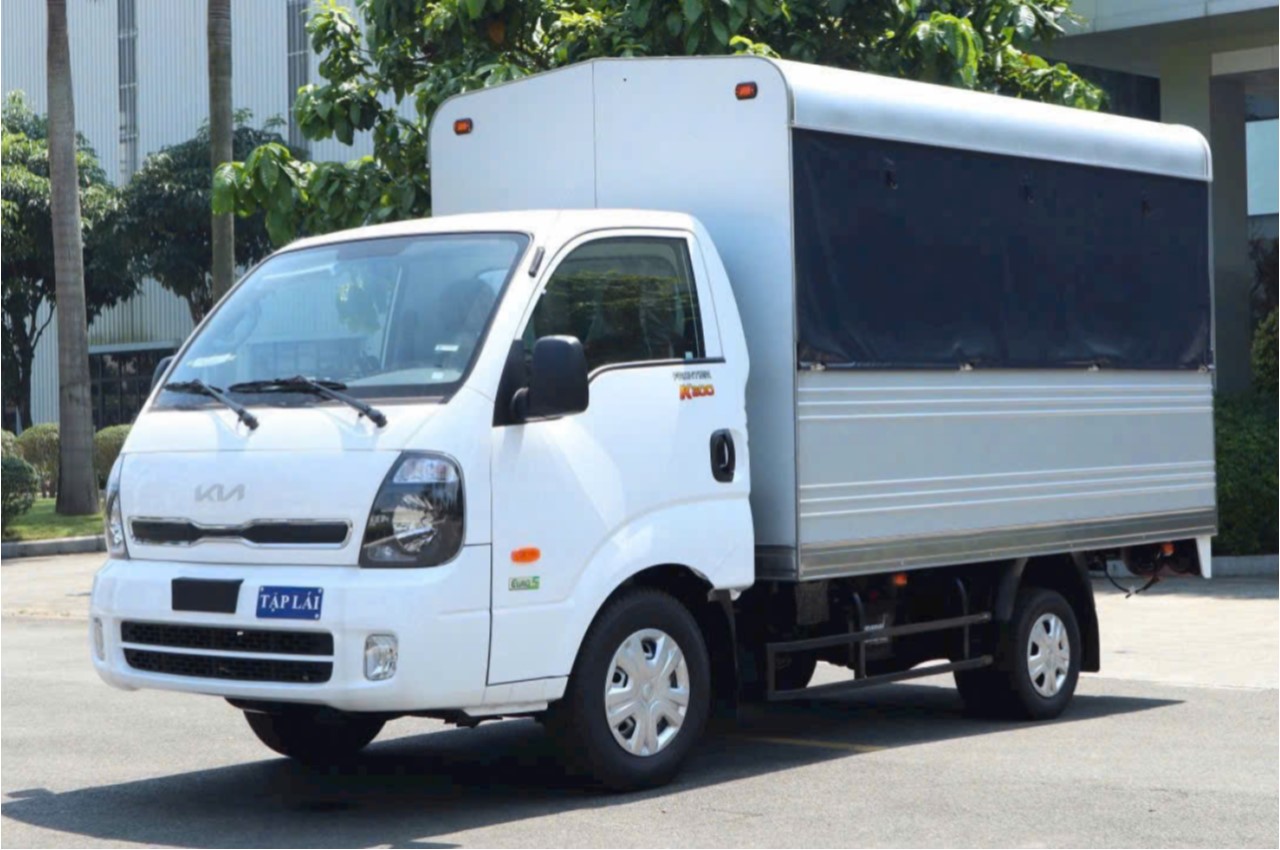 KIA FRONTIER K200 TẬP LÁI